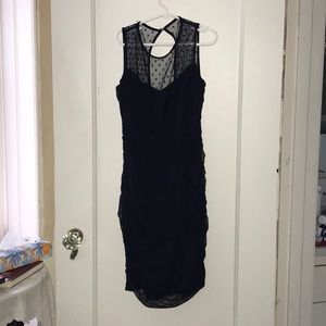 En Créme short dress